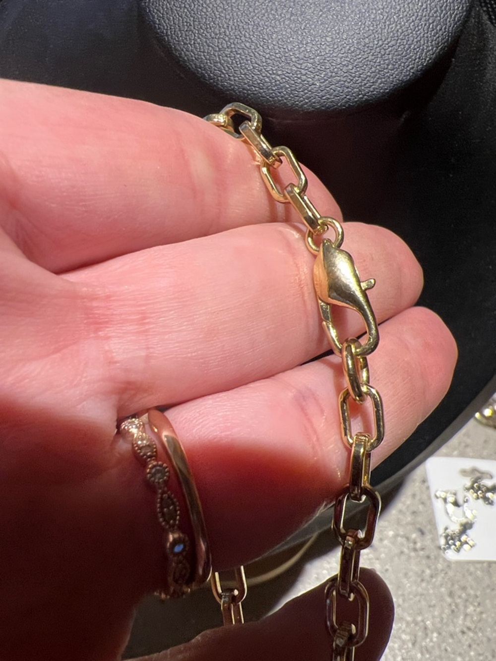Gold tone Chain Link Bracelet - Women - Picture 5 of 5
